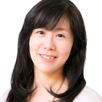 スキンケアガイド 佐治 真澄さん