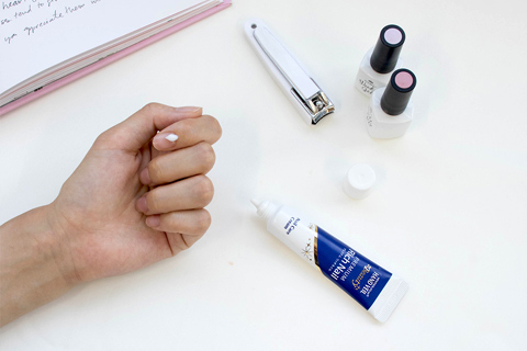 使って納得の使用感！爪周りの保湿ケアに◎