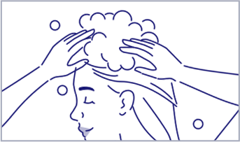 シャンプーする