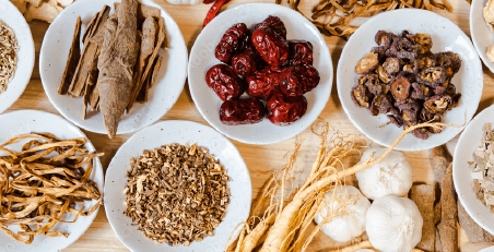 18種類の生薬エキスの働きで脂肪を内側からしっかり分解・燃焼！