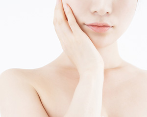 「乾燥肌・乾皮症」の原因・症状・対処法