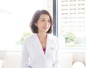 【ドクターズインタビュー】かゆみや肌トラブルの原因にもなる、乾燥を引き起こさない肌を保つ秘訣